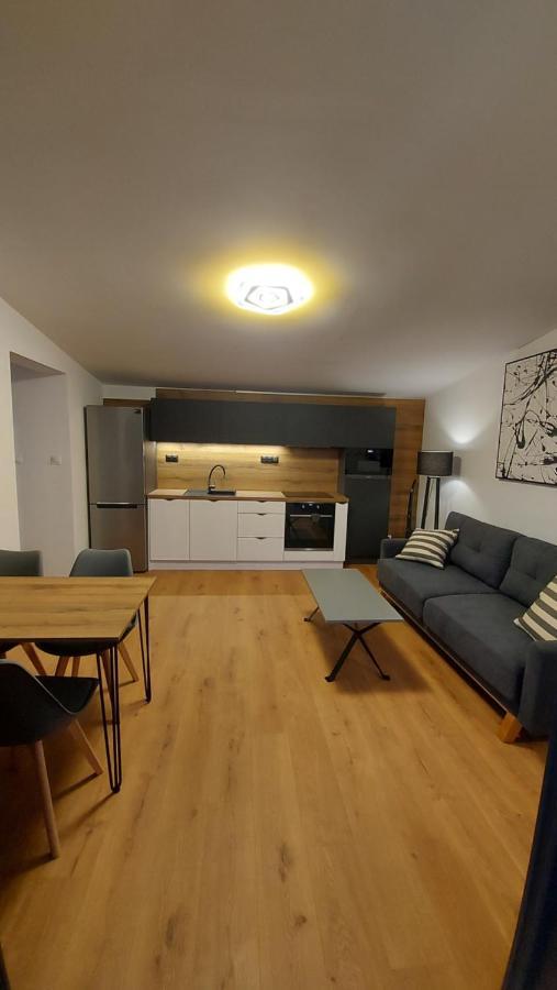 Apartman Cassovia Holcikovce Exteriör bild