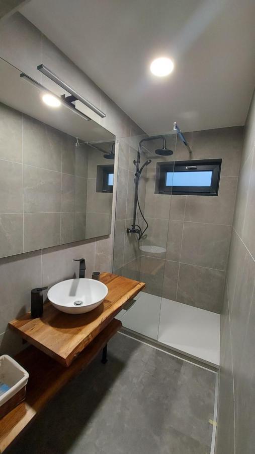 Apartman Cassovia Holcikovce Exteriör bild