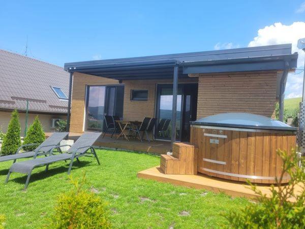 Apartman Cassovia Holcikovce Exteriör bild